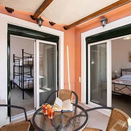 Nektaria Villa Nikiana