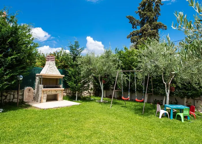 Vila Nektaria Nikiana